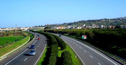 Fai un break in autostrada..scegli dove dormire con hotelmaglianosabina.com!